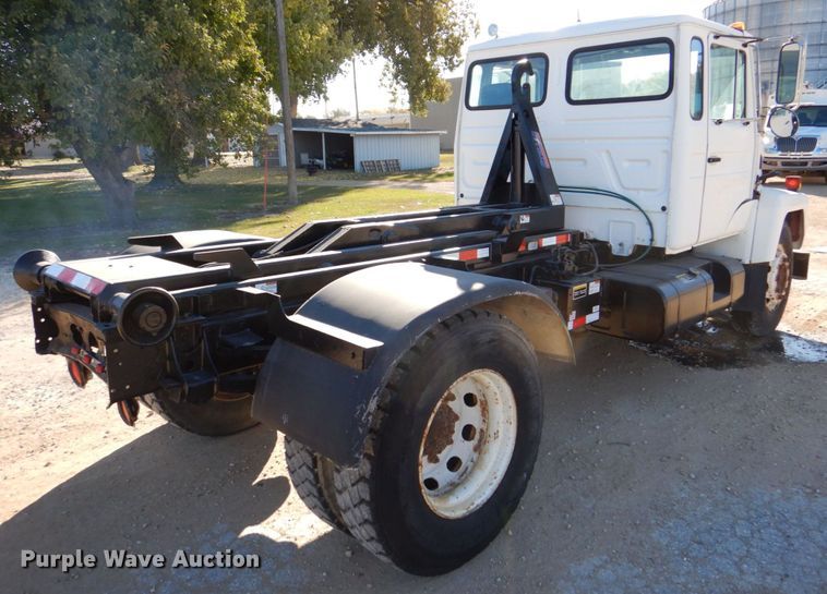 image for item DS8238 1994 Mack CS200  hook lift truck