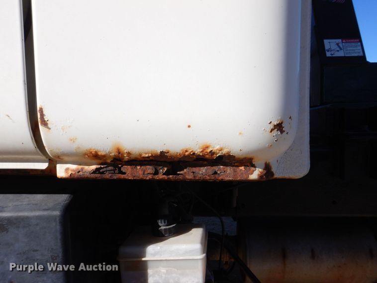 image for item DS8238 1994 Mack CS200  hook lift truck