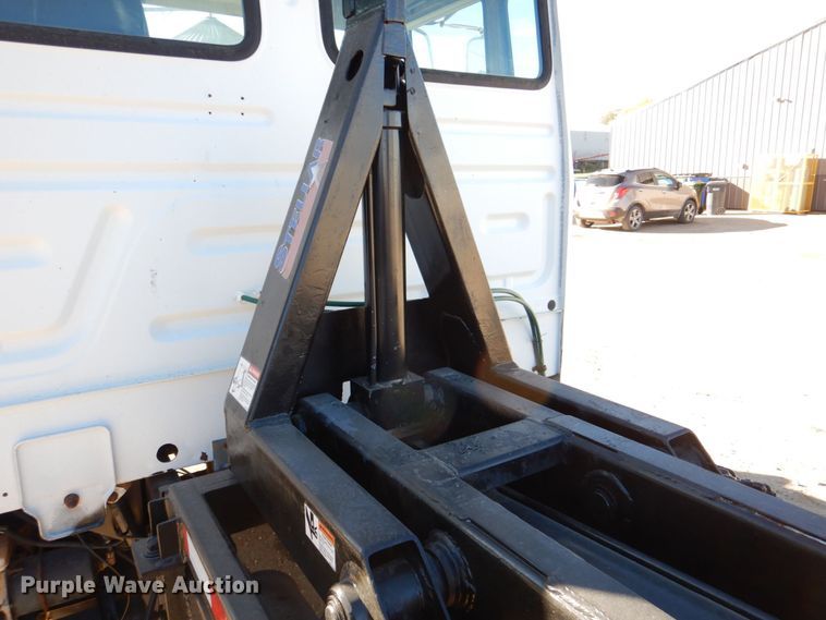 image for item DS8238 1994 Mack CS200  hook lift truck