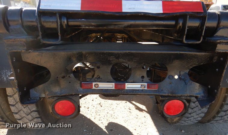 image for item DS8238 1994 Mack CS200  hook lift truck