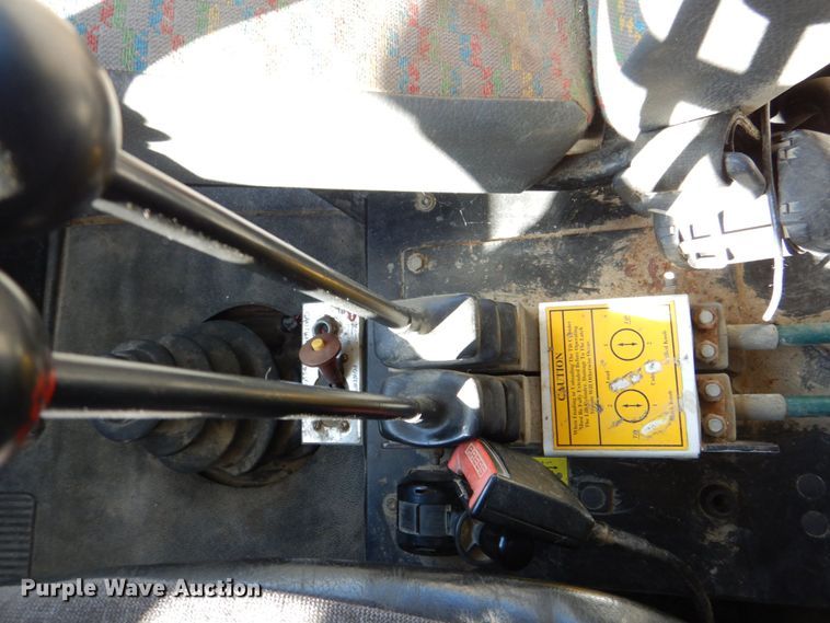 image for item DS8238 1994 Mack CS200  hook lift truck