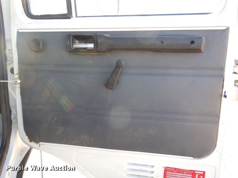 image for item DS8238 1994 Mack CS200  hook lift truck