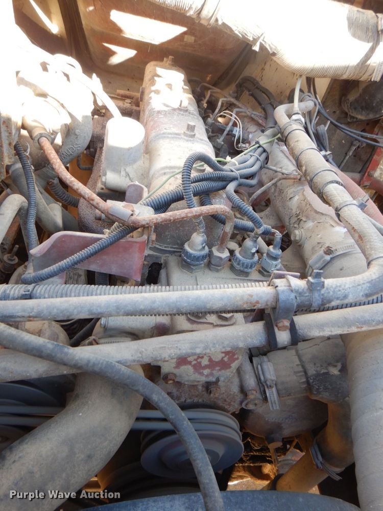 image for item DS8238 1994 Mack CS200  hook lift truck