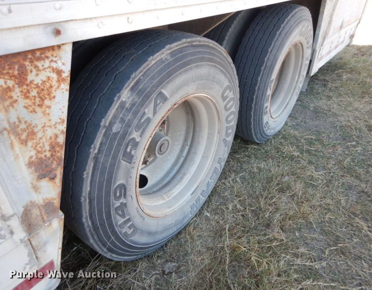 image for item HF9386 1992 Kentucky  dry van trailer