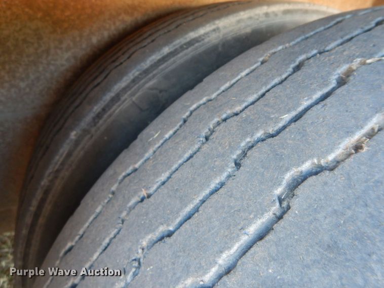 image for item HF9386 1992 Kentucky  dry van trailer