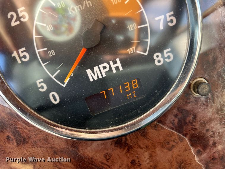 image for item ID9454 2007 International 9400i  semi truck