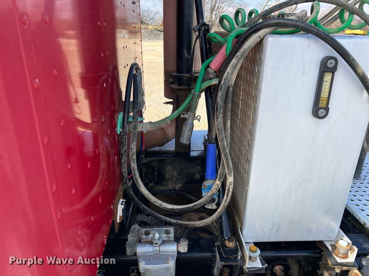 image for item ID9454 2007 International 9400i  semi truck