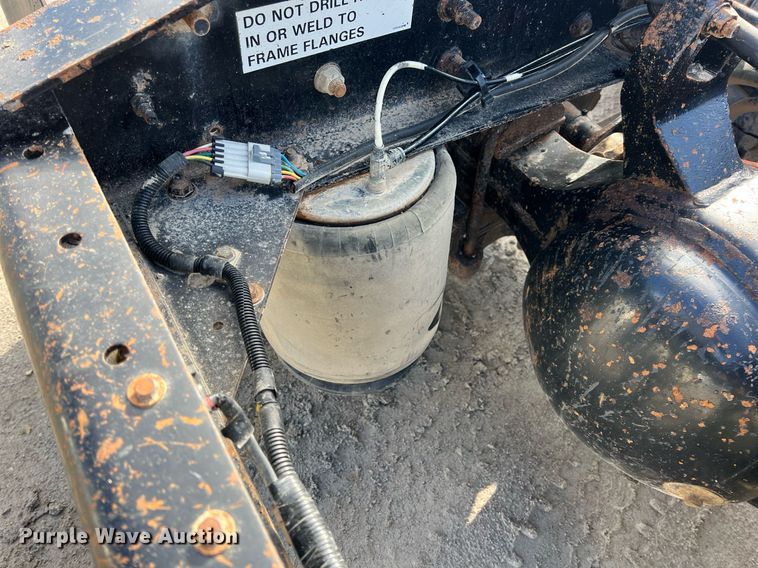 image for item ID9454 2007 International 9400i  semi truck