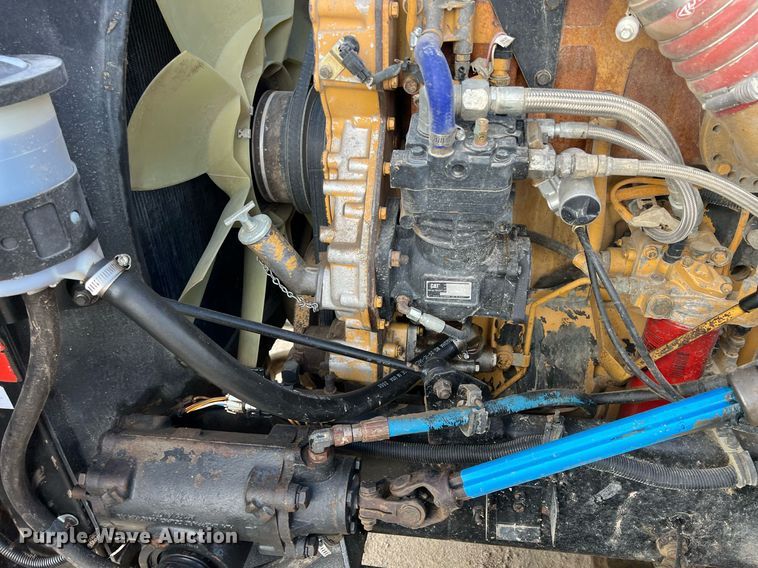 image for item ID9454 2007 International 9400i  semi truck