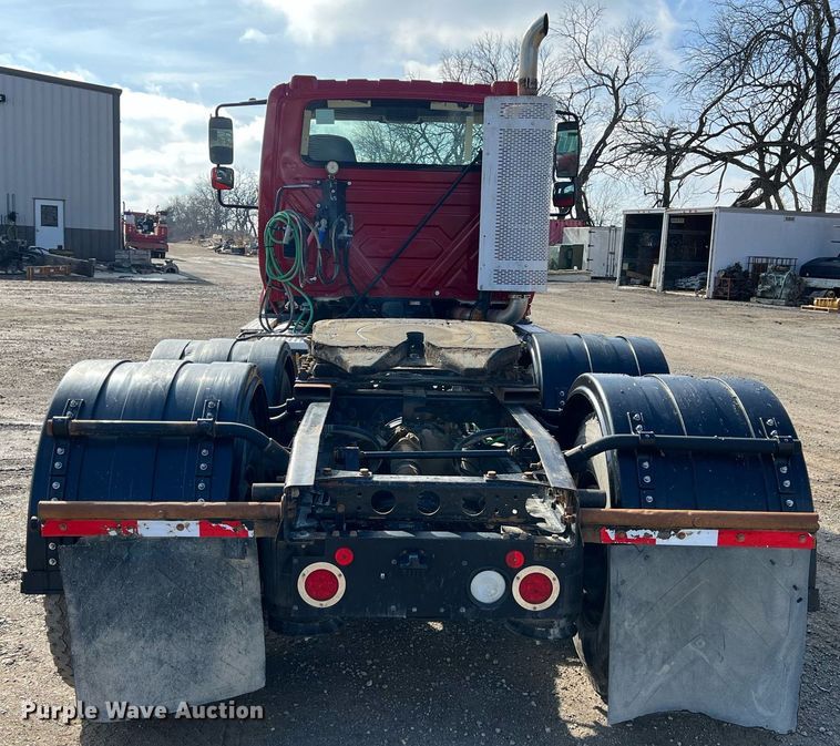 image for item ID9455 2008 International ProStar  semi truck