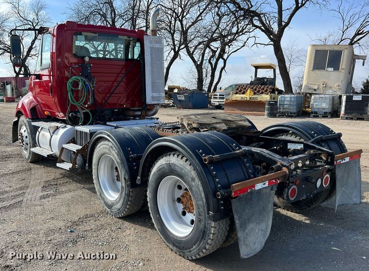 image for item ID9455 2008 International ProStar  semi truck