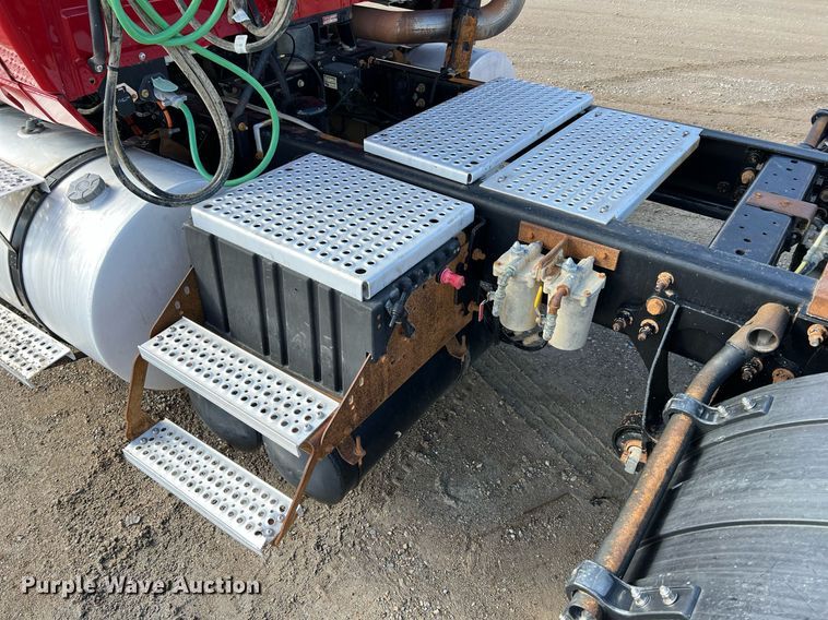 image for item ID9455 2008 International ProStar  semi truck