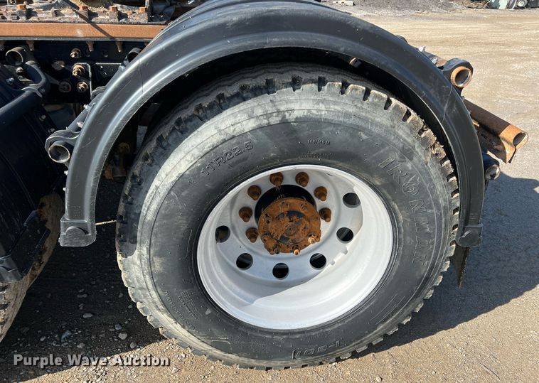 image for item ID9455 2008 International ProStar  semi truck