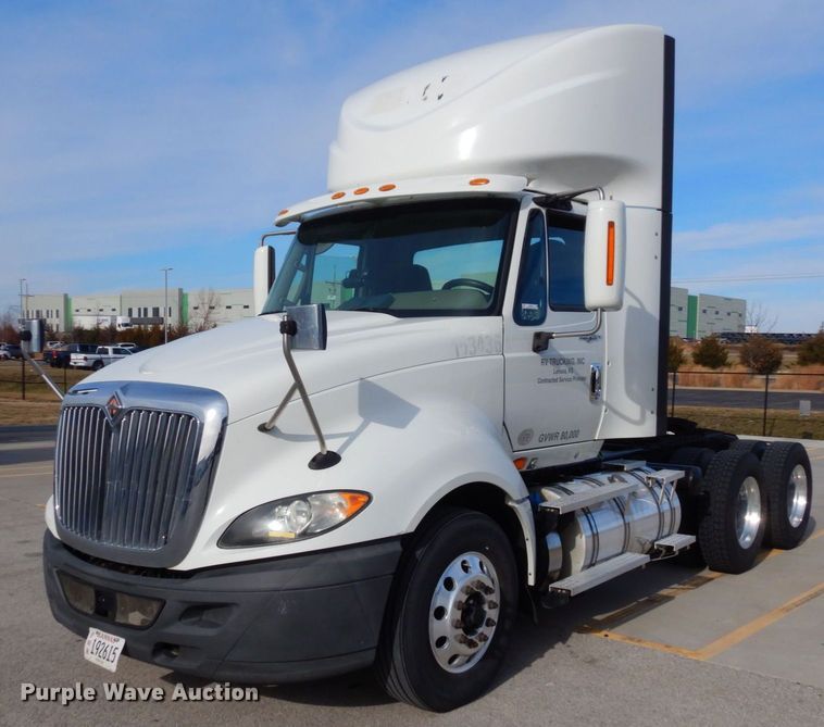 image for item JK9163 2014 International ProStar Plus 122  semi truck