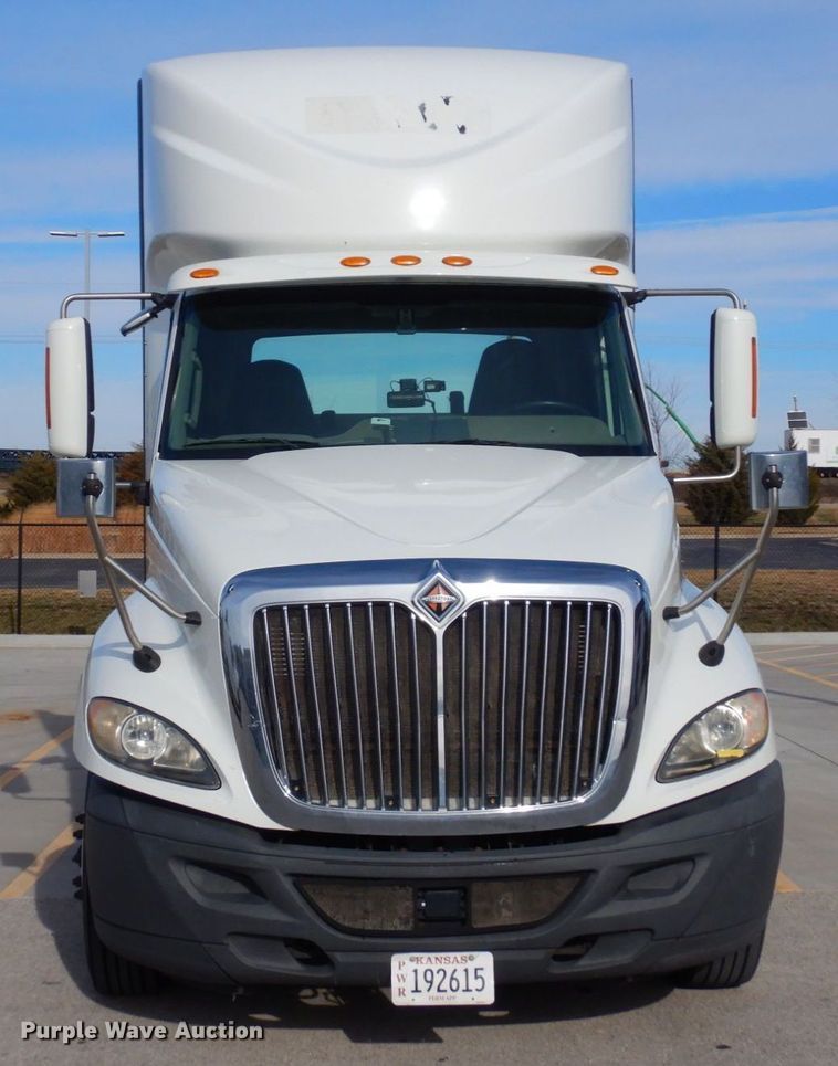 image for item JK9163 2014 International ProStar Plus 122  semi truck