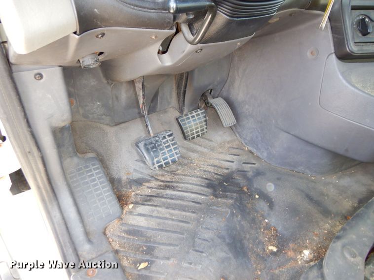 image for item JK9163 2014 International ProStar Plus 122  semi truck