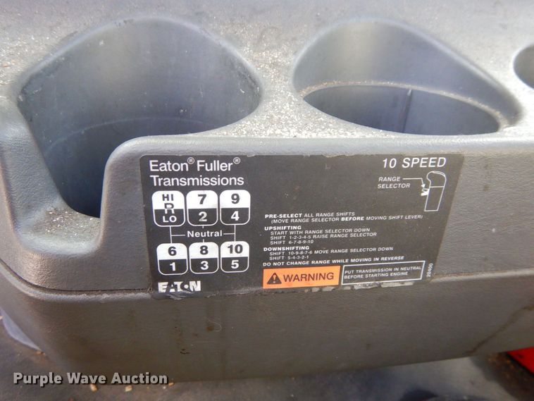 image for item JK9163 2014 International ProStar Plus 122  semi truck