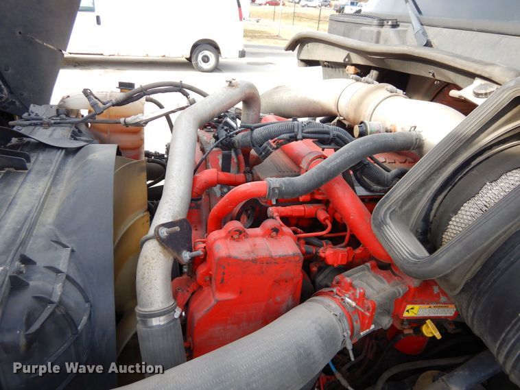 image for item JK9163 2014 International ProStar Plus 122  semi truck