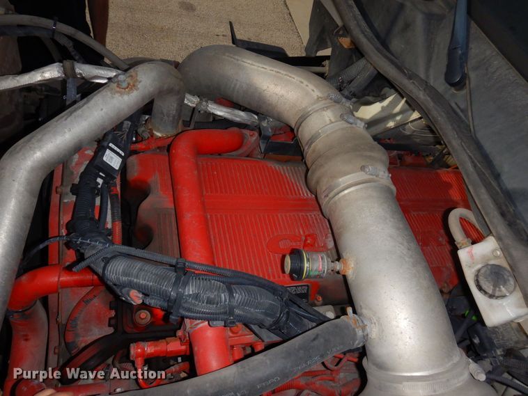 image for item JK9163 2014 International ProStar Plus 122  semi truck