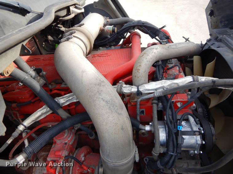 image for item JK9163 2014 International ProStar Plus 122  semi truck