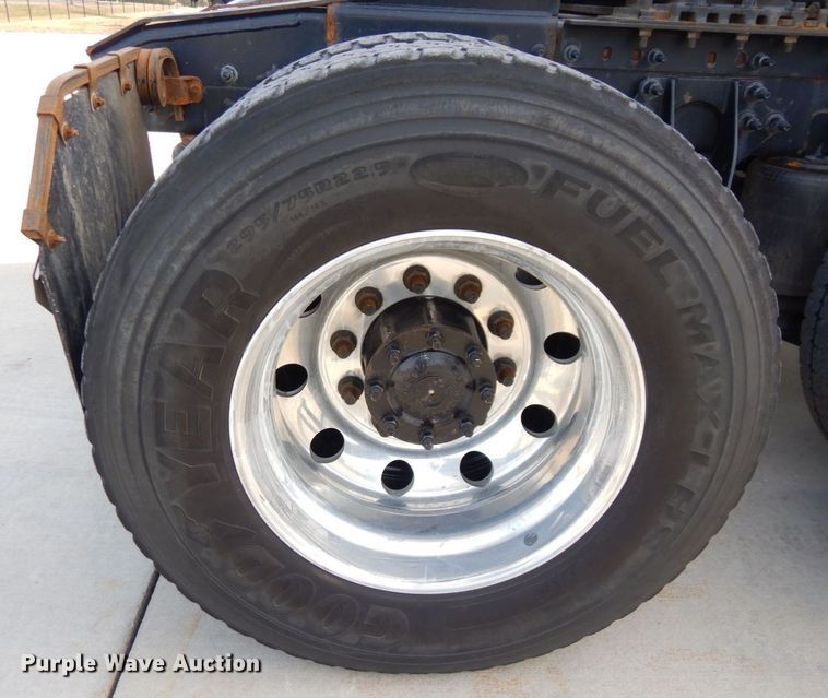 image for item JK9163 2014 International ProStar Plus 122  semi truck