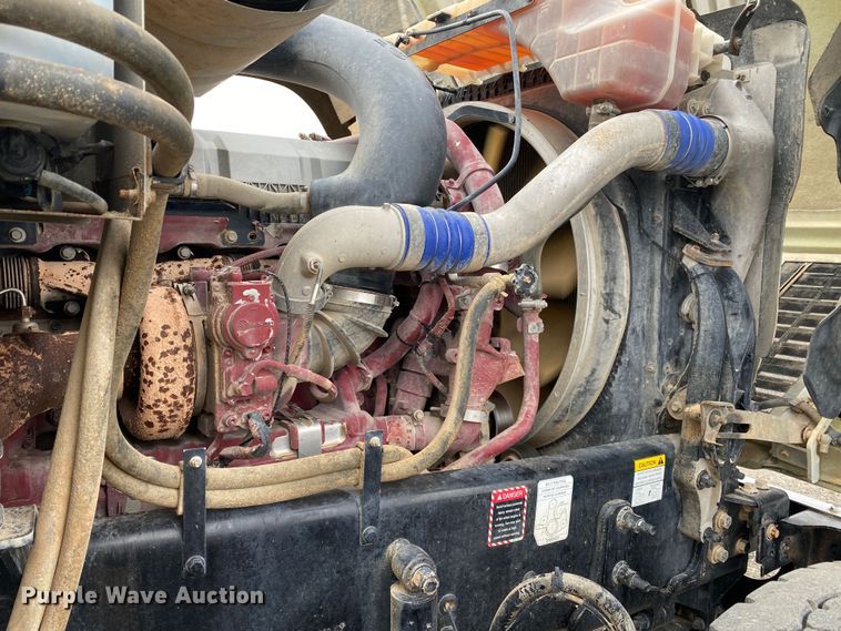 image for item JW9212 2016 Mack CHU613  semi truck