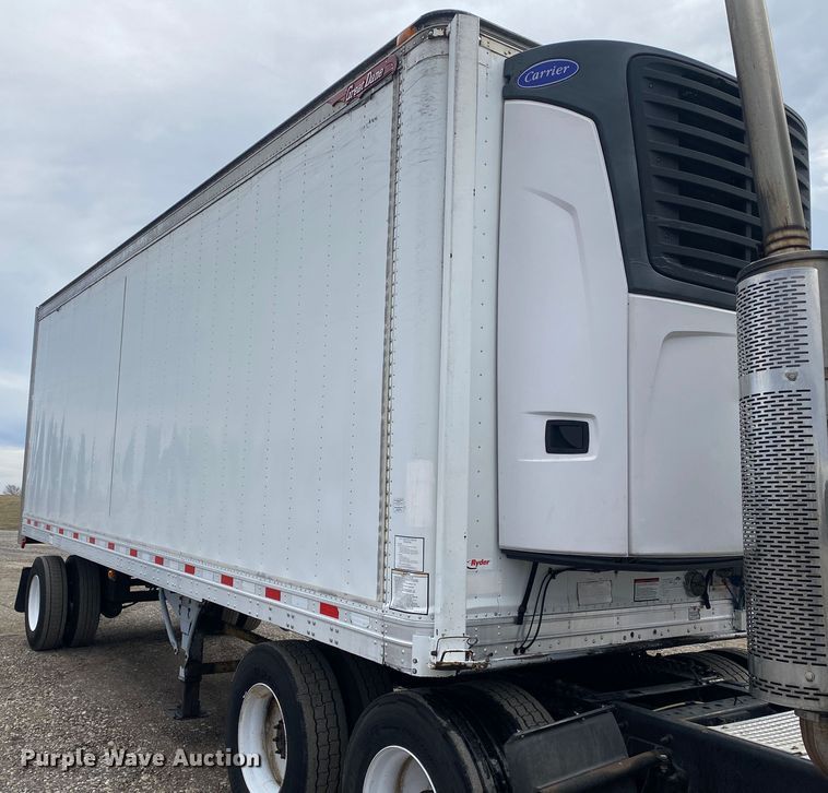 image for item JW9213 2010 Great Dane CLR-1112-12028  refrigerated van trailer