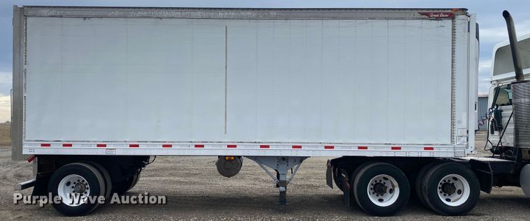 image for item JW9213 2010 Great Dane CLR-1112-12028  refrigerated van trailer