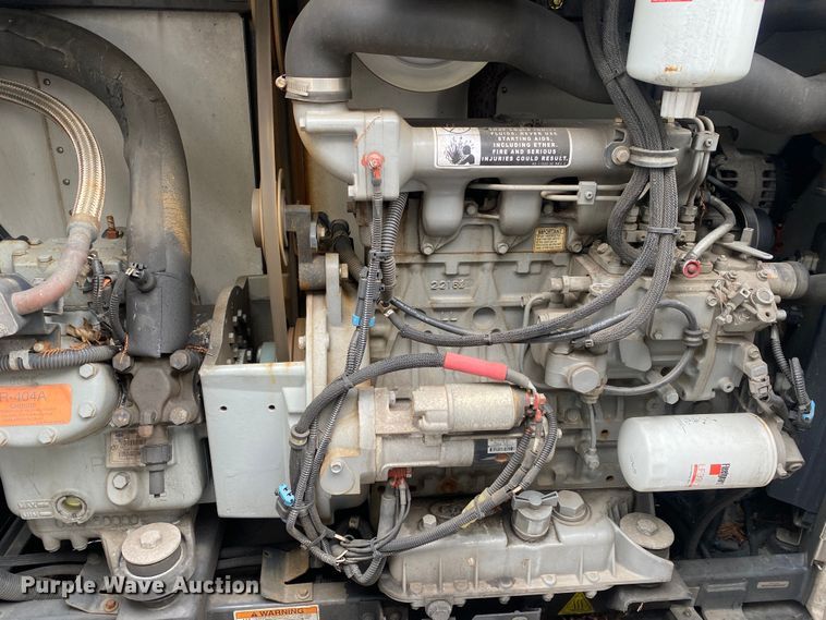 image for item JW9213 2010 Great Dane CLR-1112-12028  refrigerated van trailer