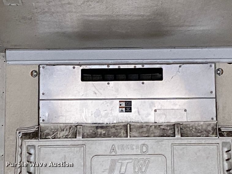 image for item JW9213 2010 Great Dane CLR-1112-12028  refrigerated van trailer