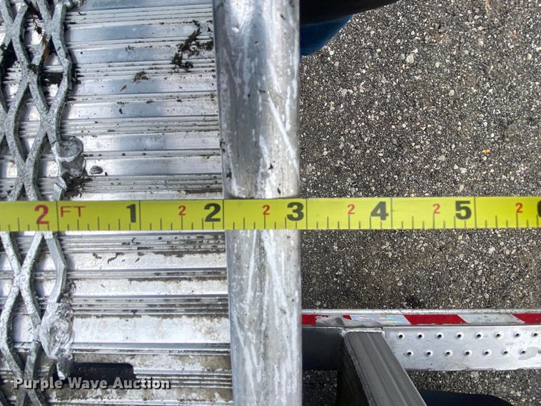 image for item JW9213 2010 Great Dane CLR-1112-12028  refrigerated van trailer