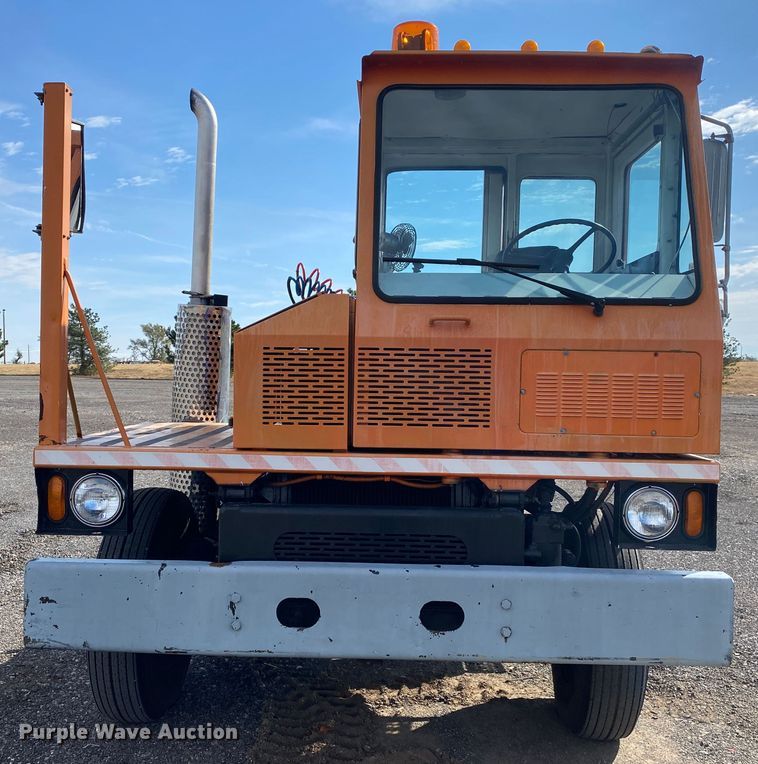 image for item JW9335 1990 Ottawa 30  yard truck