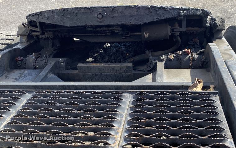 image for item JW9335 1990 Ottawa 30  yard truck