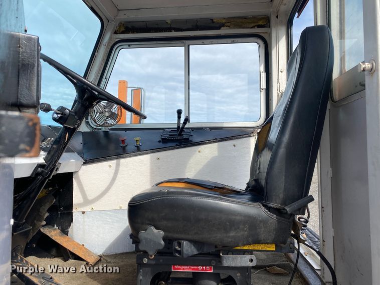 image for item JW9335 1990 Ottawa 30  yard truck