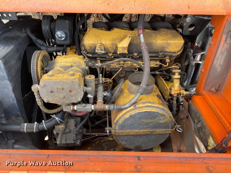 image for item JW9335 1990 Ottawa 30  yard truck