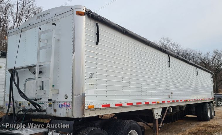 image for item JW9739 2009 Wilson DWBT-650  live bottom trailer