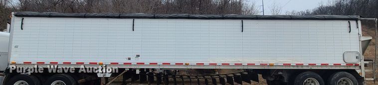 image for item JW9739 2009 Wilson DWBT-650  live bottom trailer