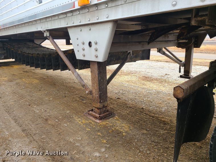 image for item JW9739 2009 Wilson DWBT-650  live bottom trailer