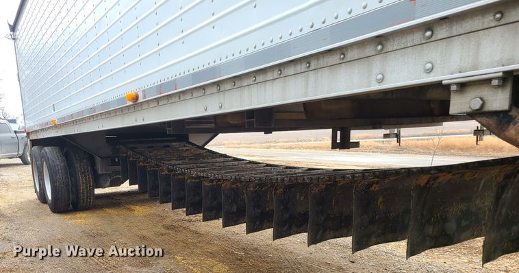 image for item JW9739 2009 Wilson DWBT-650  live bottom trailer