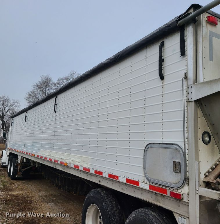 image for item JW9739 2009 Wilson DWBT-650  live bottom trailer