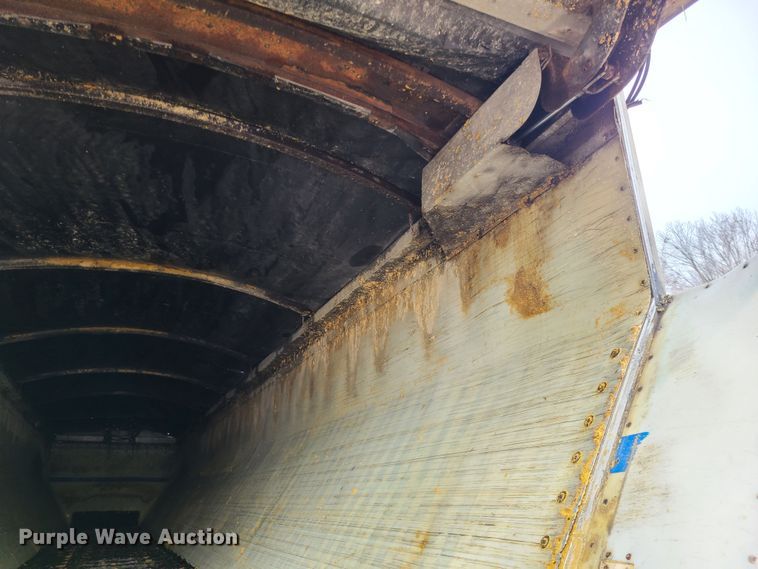 image for item JW9739 2009 Wilson DWBT-650  live bottom trailer