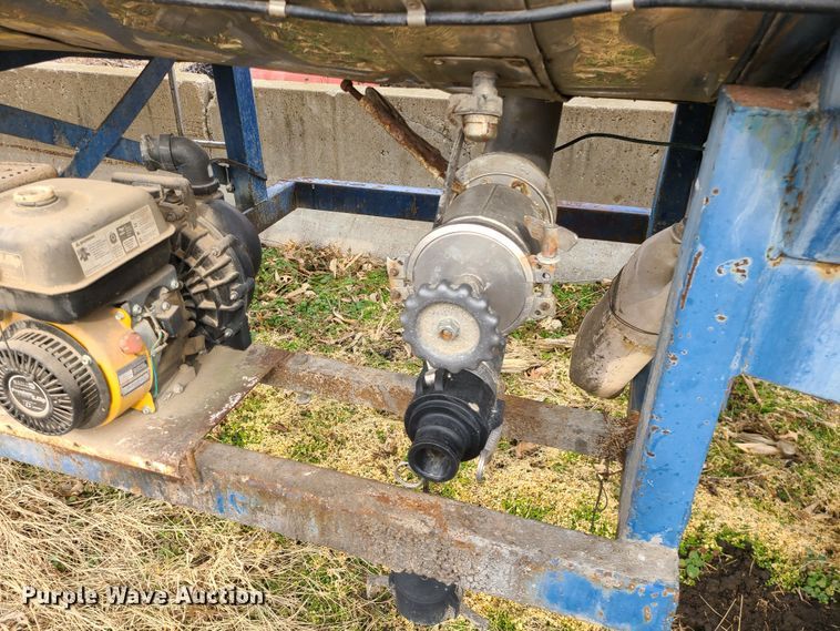 image for item JW9740 1970 Kari Kool CTK  tank trailer