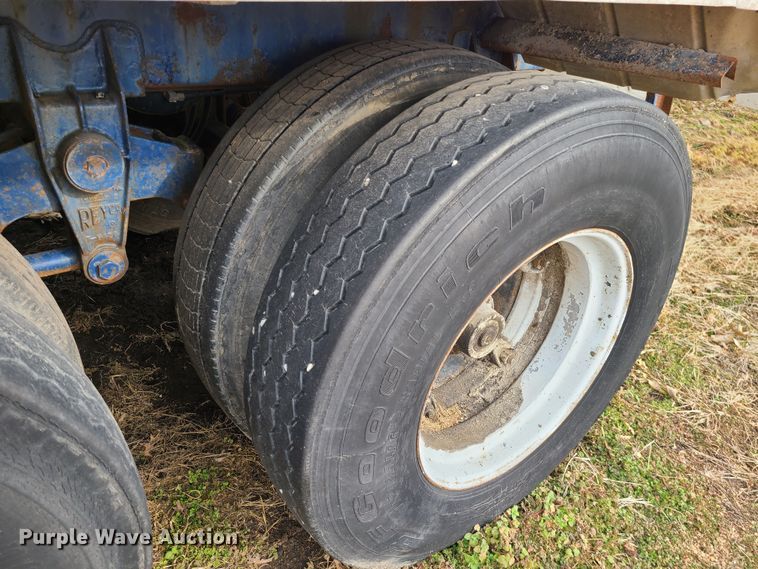 image for item JW9740 1970 Kari Kool CTK  tank trailer