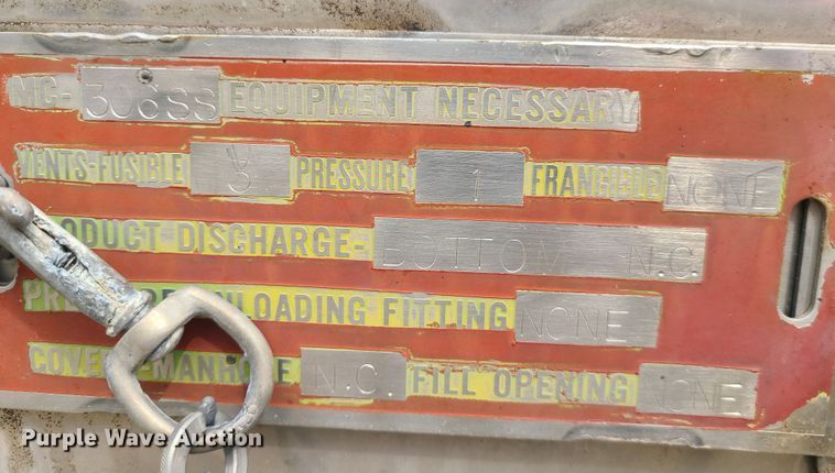 image for item JW9740 1970 Kari Kool CTK  tank trailer