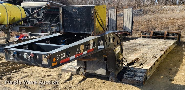 image for item JW9763 2010 Trail King TK70HDG-502  lowboy equipment trailer