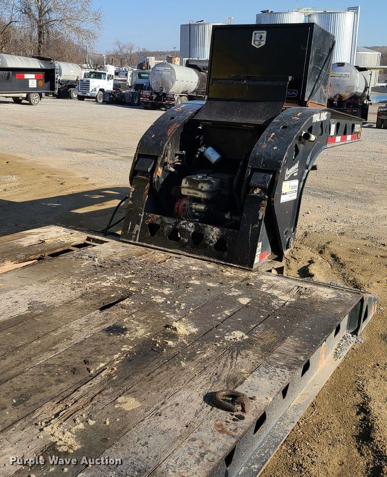 image for item JW9763 2010 Trail King TK70HDG-502  lowboy equipment trailer