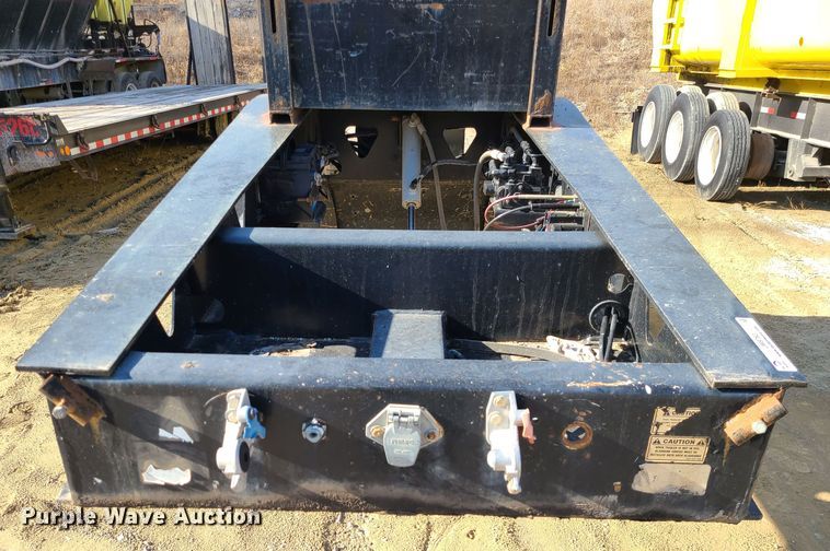 image for item JW9763 2010 Trail King TK70HDG-502  lowboy equipment trailer