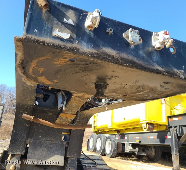 image for item JW9763 2010 Trail King TK70HDG-502  lowboy equipment trailer