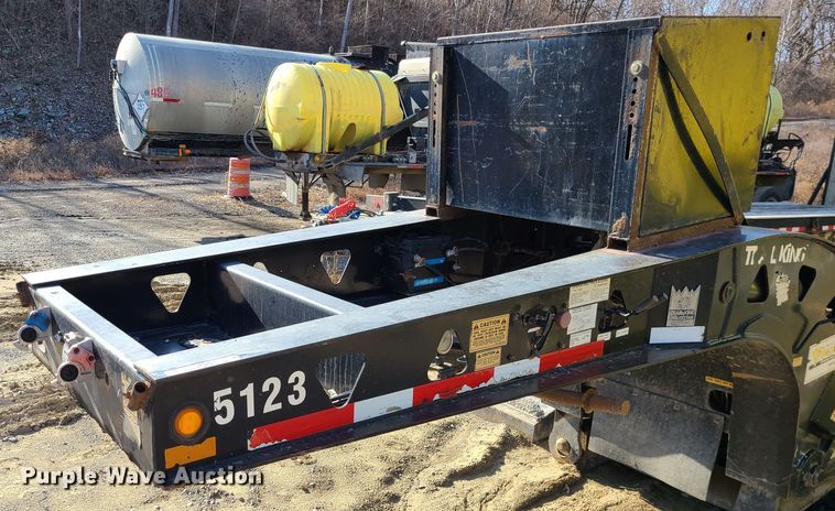 image for item JW9763 2010 Trail King TK70HDG-502  lowboy equipment trailer