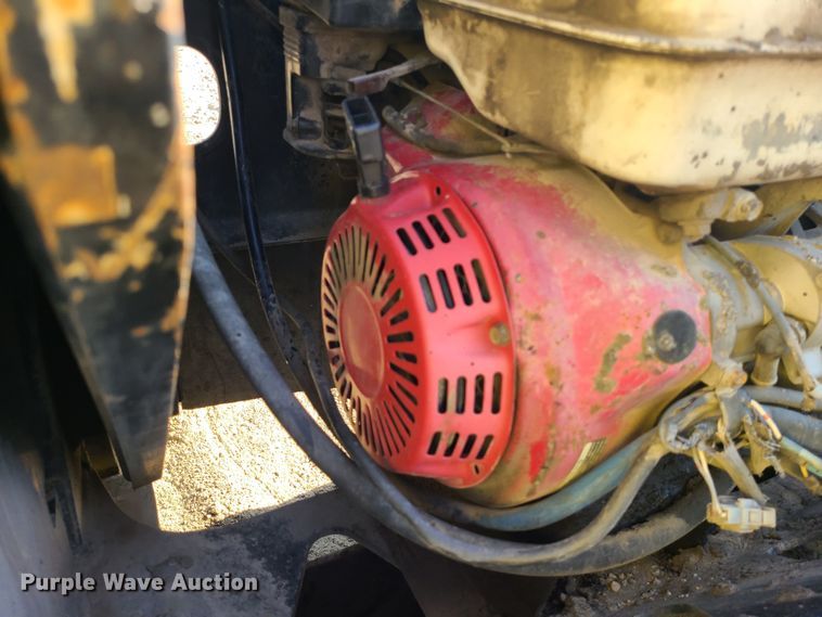 image for item JW9763 2010 Trail King TK70HDG-502  lowboy equipment trailer